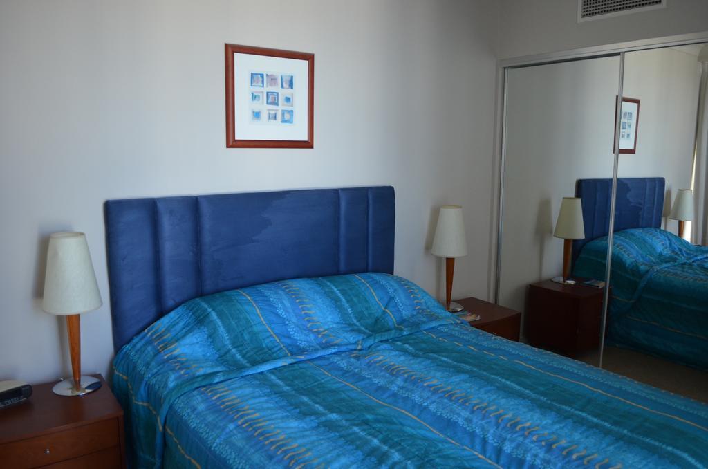 Great Escape At Chevron Renaissance Apartment Gold Coast Exterior photo